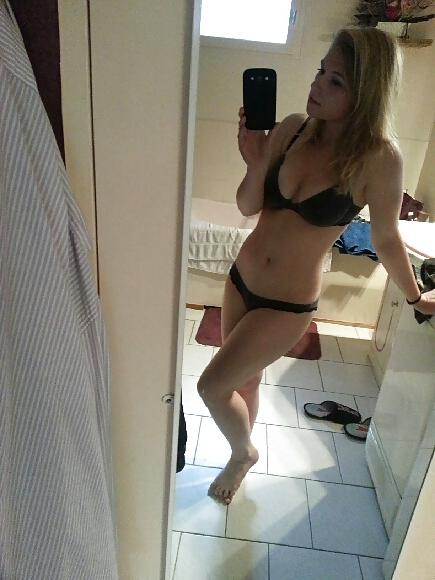 23P Beautiful Maria Amateur Self Shots