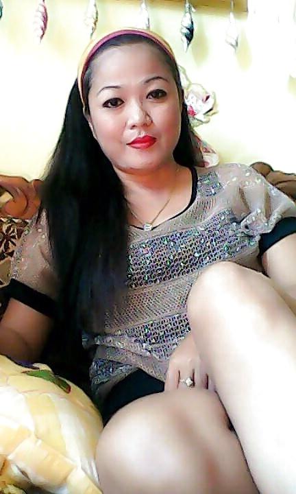 25P Hot natalia indonesiain girl (jacklin soolany)