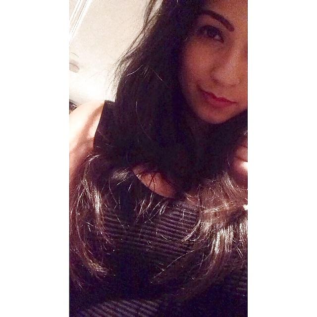 25P INDIAN DESI PUNJABI PAKI HINDU HINDI BENGALI SIKH SLUT SEXY