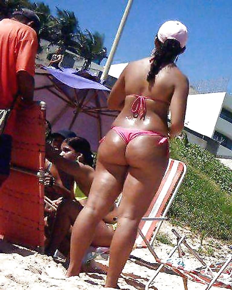 25P Awesome milfs collection 2015