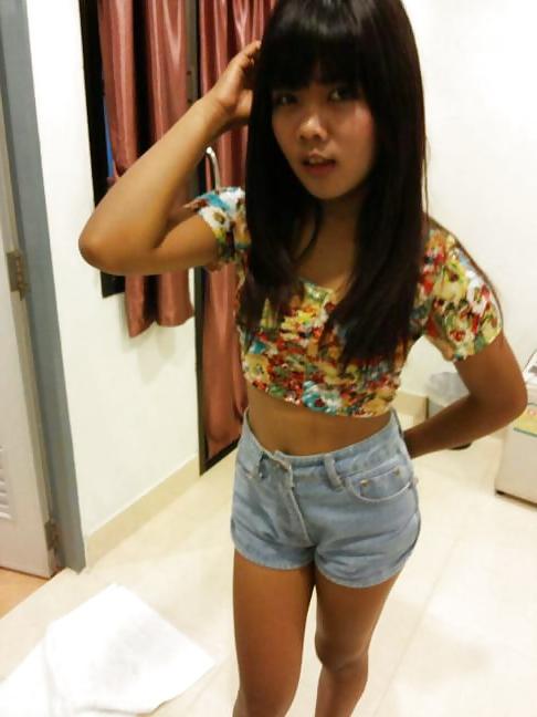 17P Happy new year bangkok girls