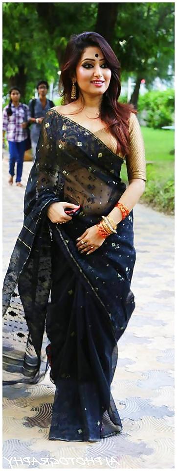 25P DESI GIRLS