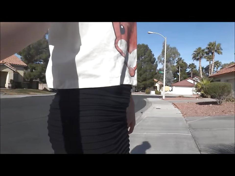25P Downblouse Upskirt capture from videos