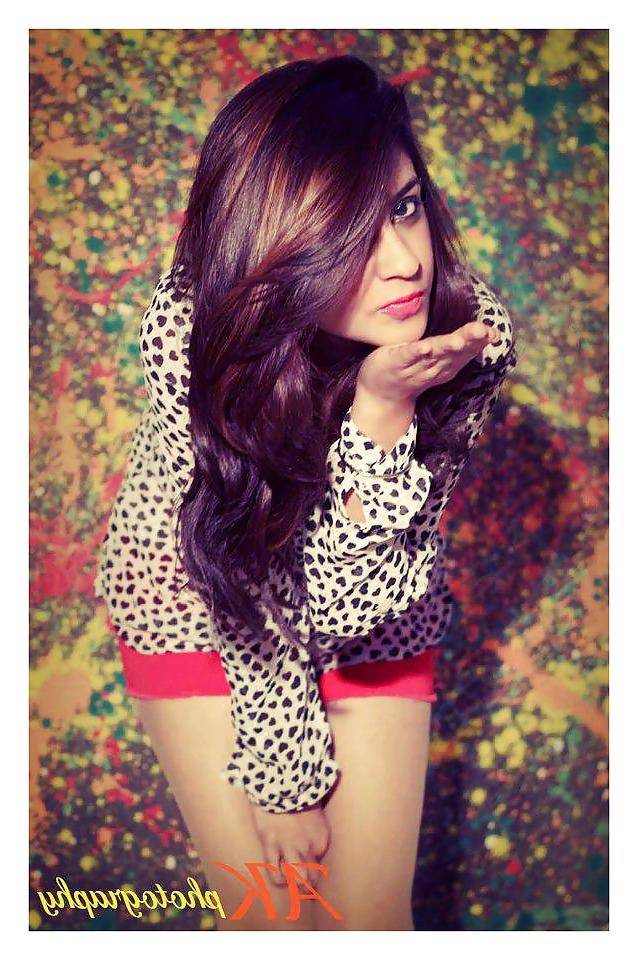 25P Desi teen models