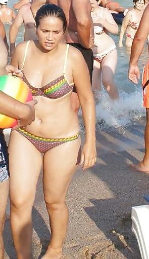 25P Spy beach summer mature romanian