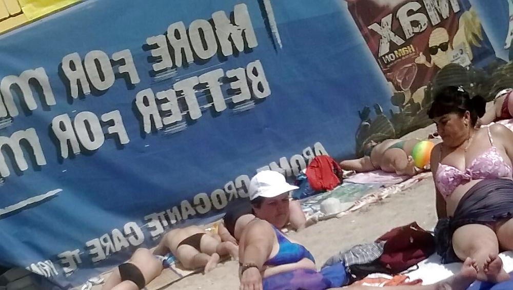 25P Spy beach summer mature romanian
