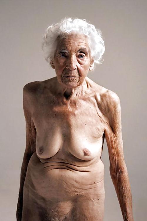 25P Old Granny 2