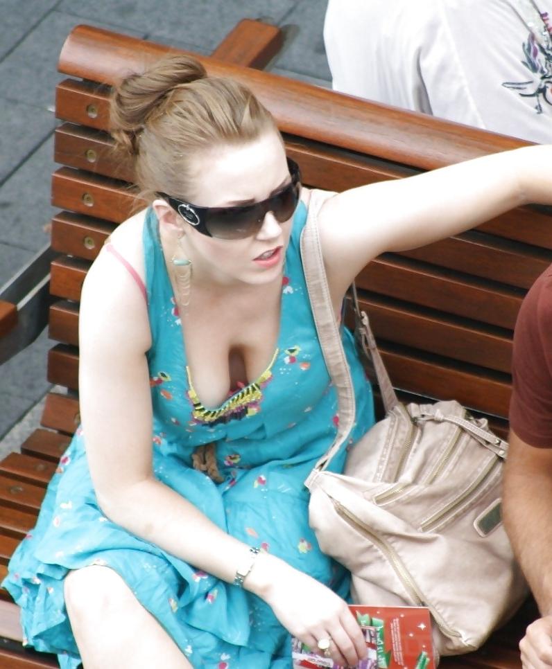 25P Downblouse - Vol. 11