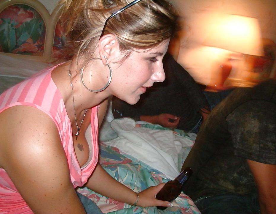 25P Downblouse - Vol. 11