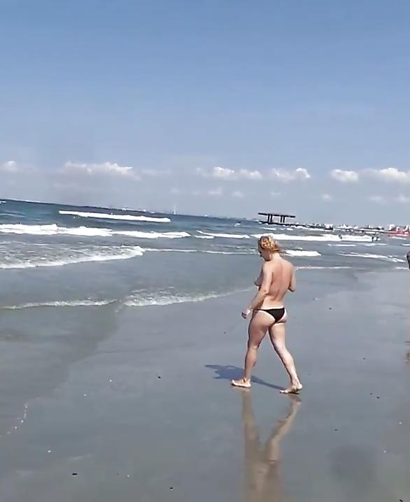 25P Spy summer topless sexy women beach romanian