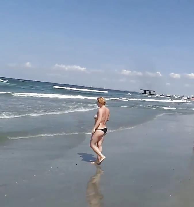 25P Spy summer topless sexy women beach romanian