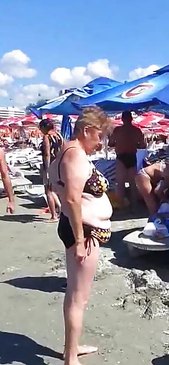 25P Spy sexy mature beach summer romanian