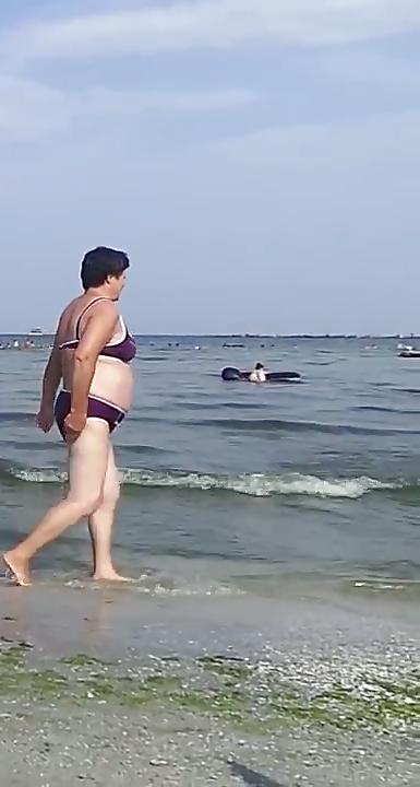 25P Spy sexy mature beach summer romanian