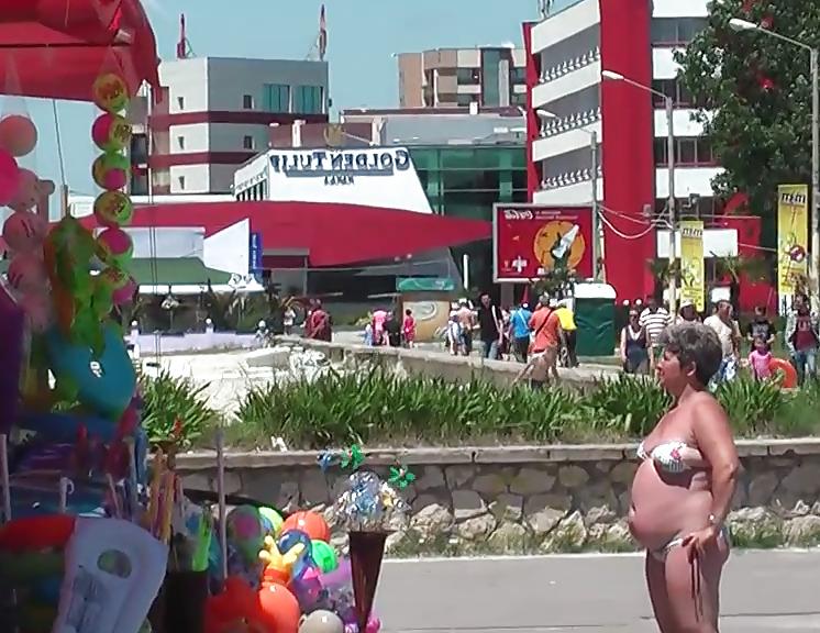 25P Spy sexy mature beach summer romanian