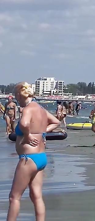 25P Spy sexy mature beach summer romanian