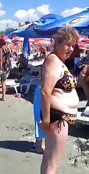 25P Spy sexy mature beach summer romanian