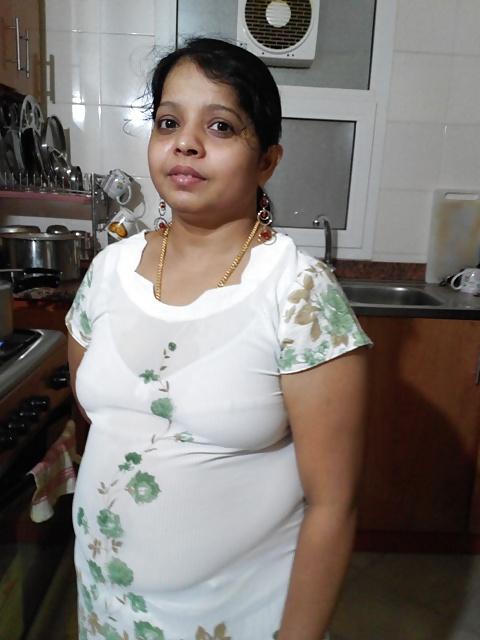 25P KAMINI AUNTY-INDIAN DESI 