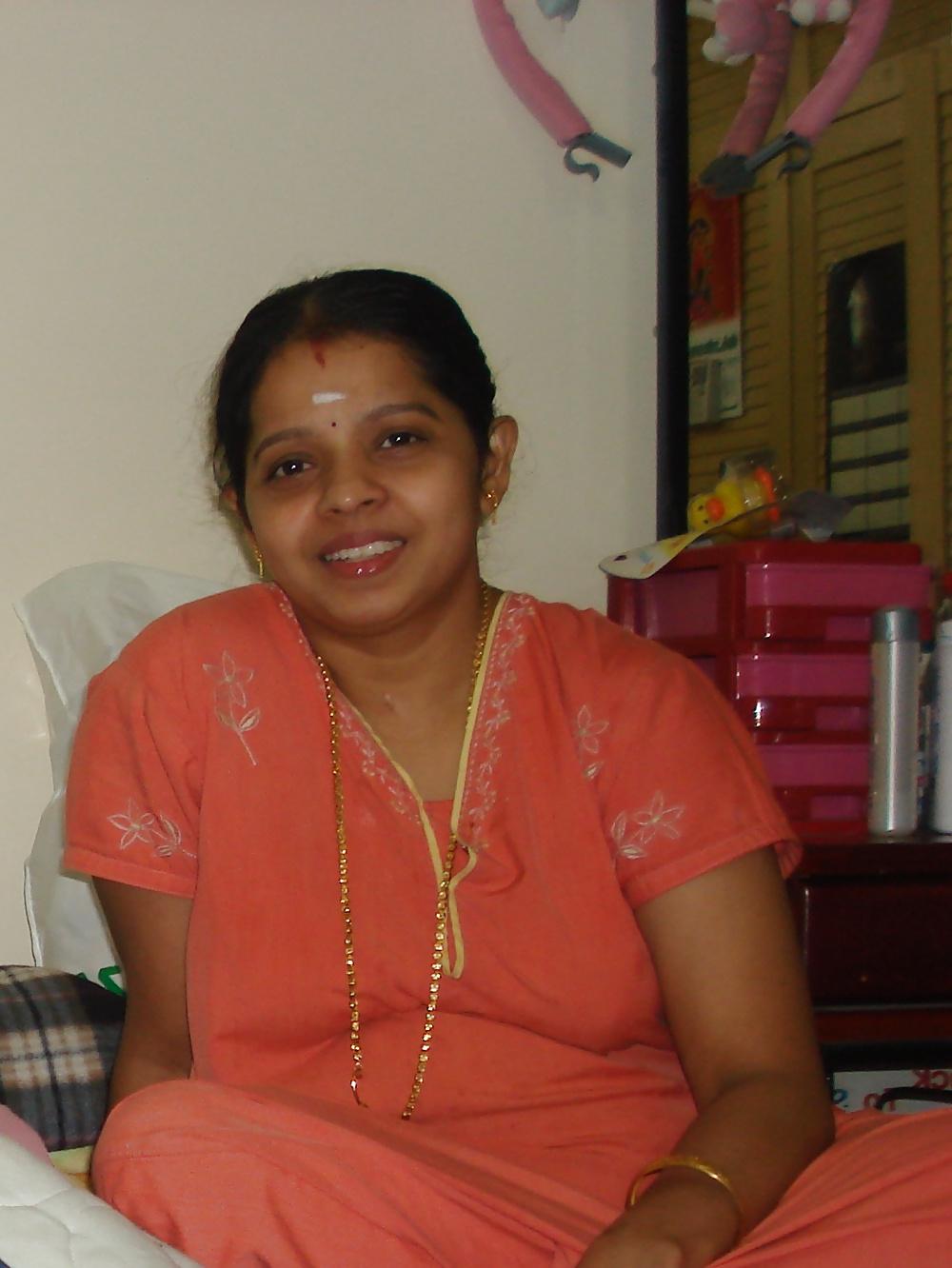 25P KAMINI AUNTY-INDIAN DESI 