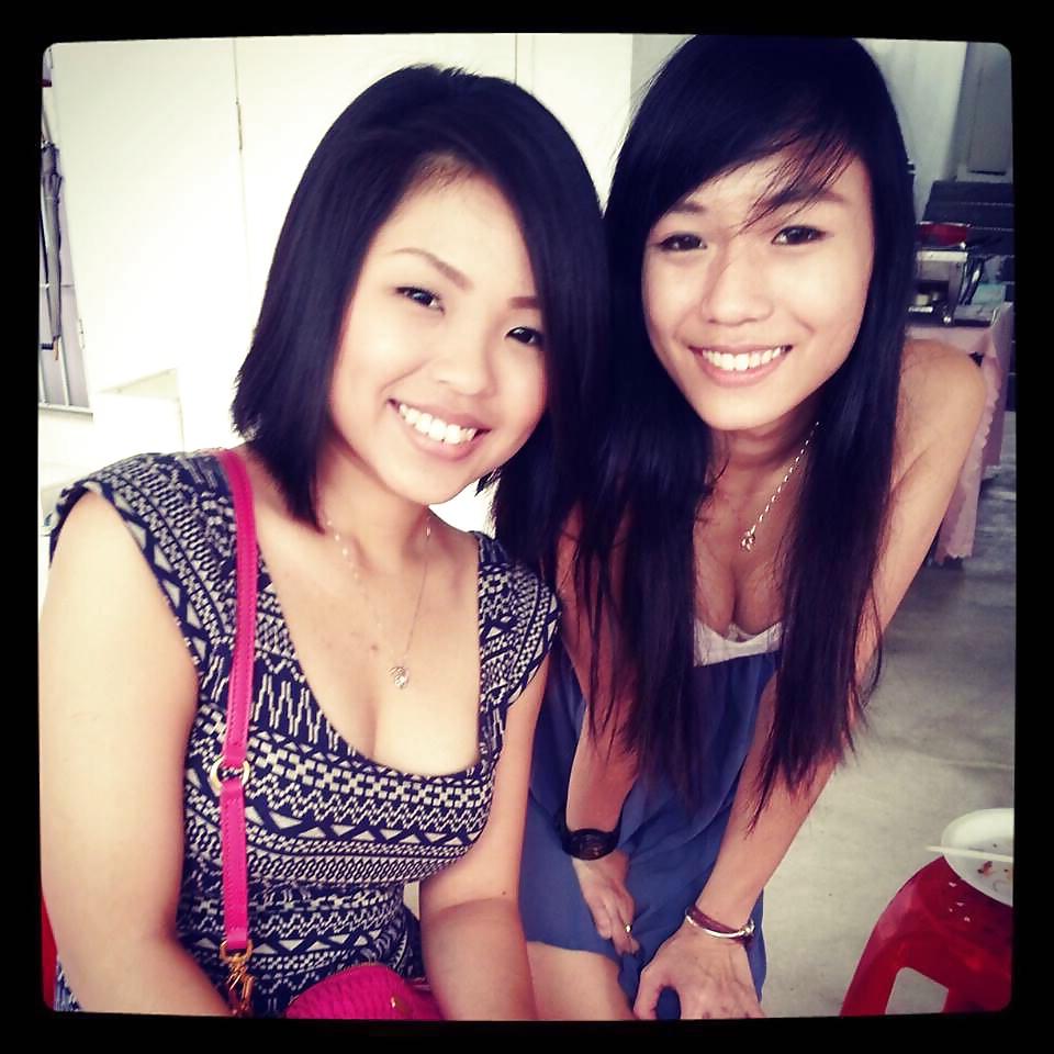25P SG girls downblouse