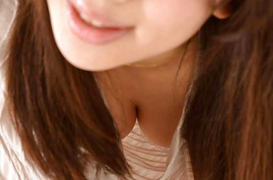 25P SG girls downblouse