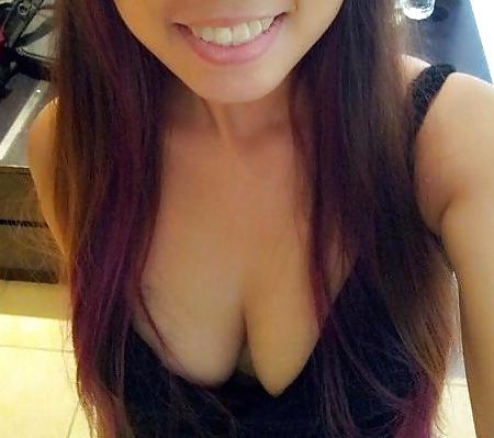 25P SG girls downblouse