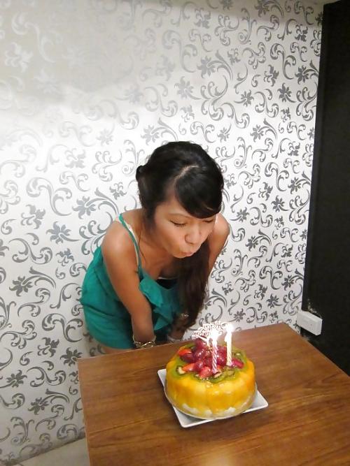 25P SG girls downblouse