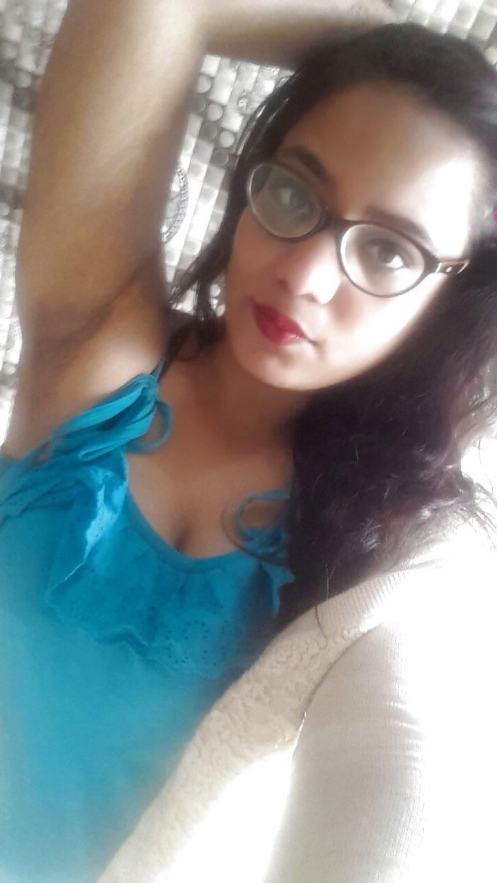 15P Indian Desi Smelly Sweaty Armpits Underarms for comments 