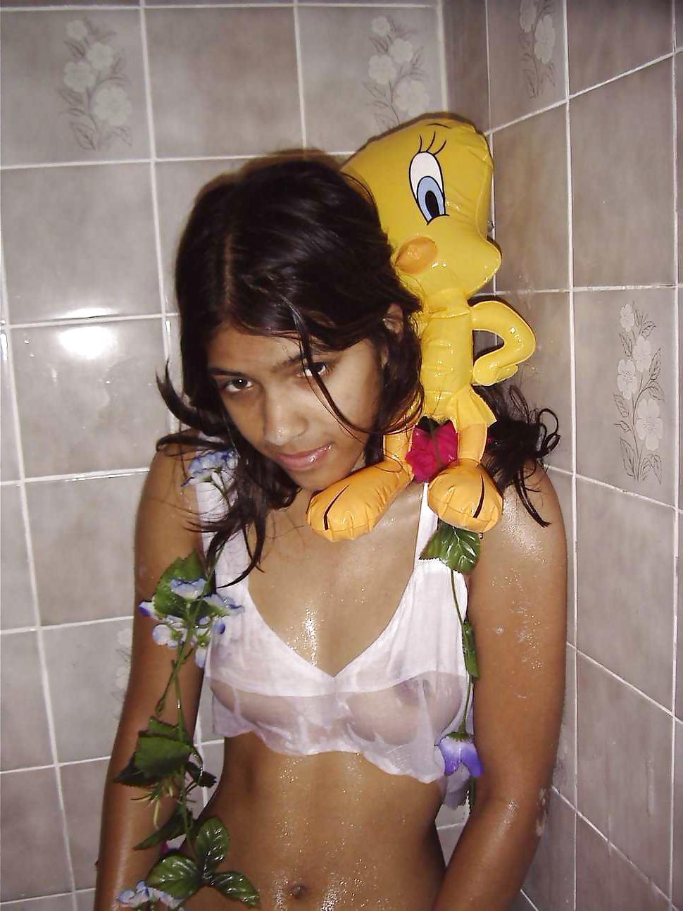 25P Pokies and See Thru