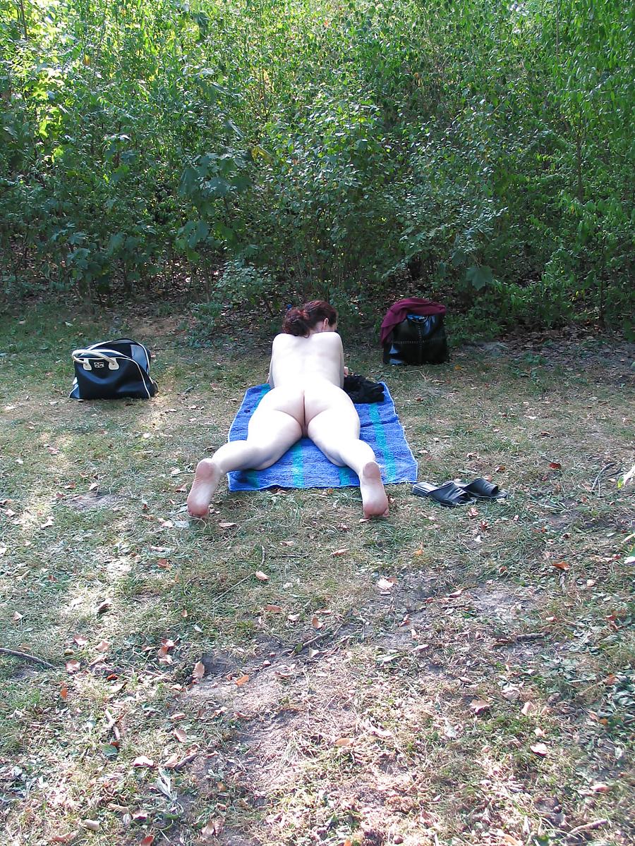 19P Ich liebes es, nackt im Park zu sein