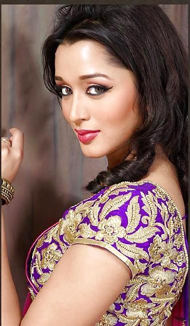 25P UK DESI BABES
