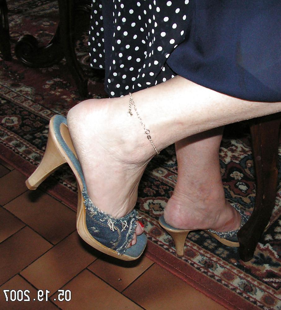 16P Vanessa,a 65 y.o Italian granny