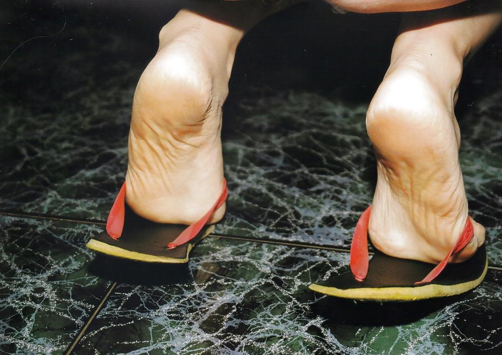 25P Flip Flops Foot Fetish 