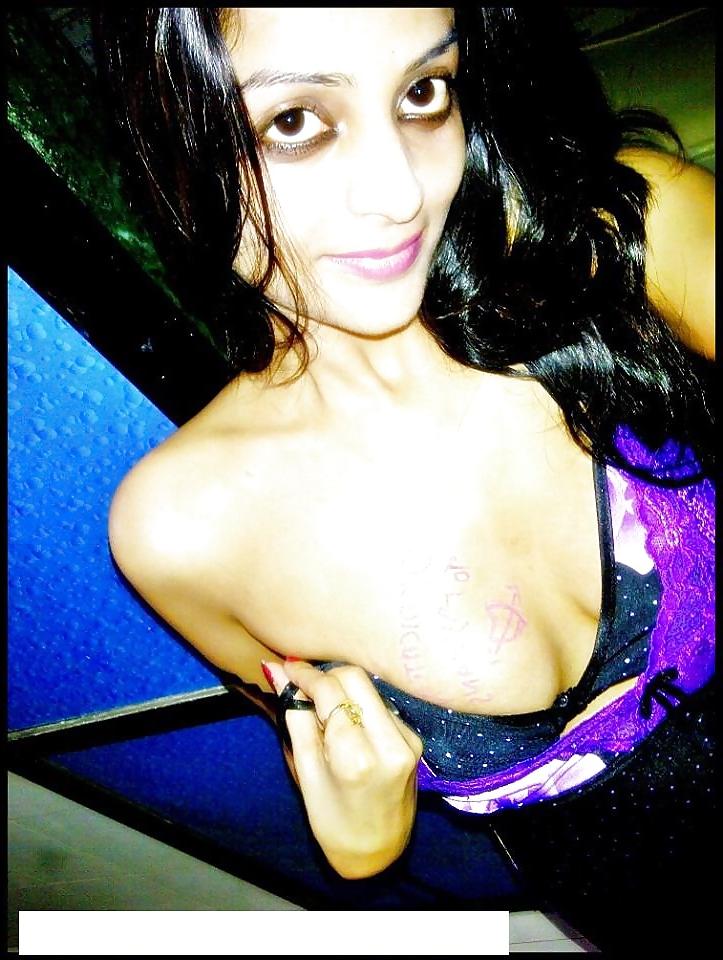 25P Desi Showing Assets 32