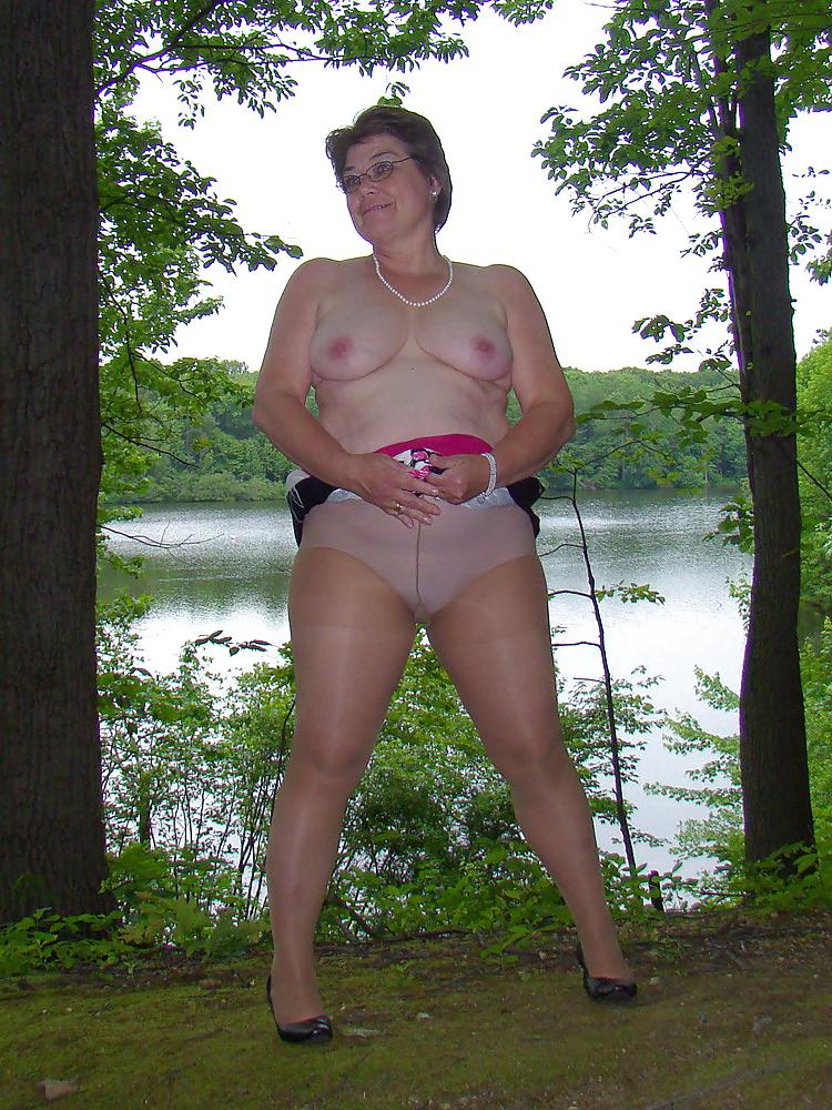 25P Old And New Of Real Slut Julie