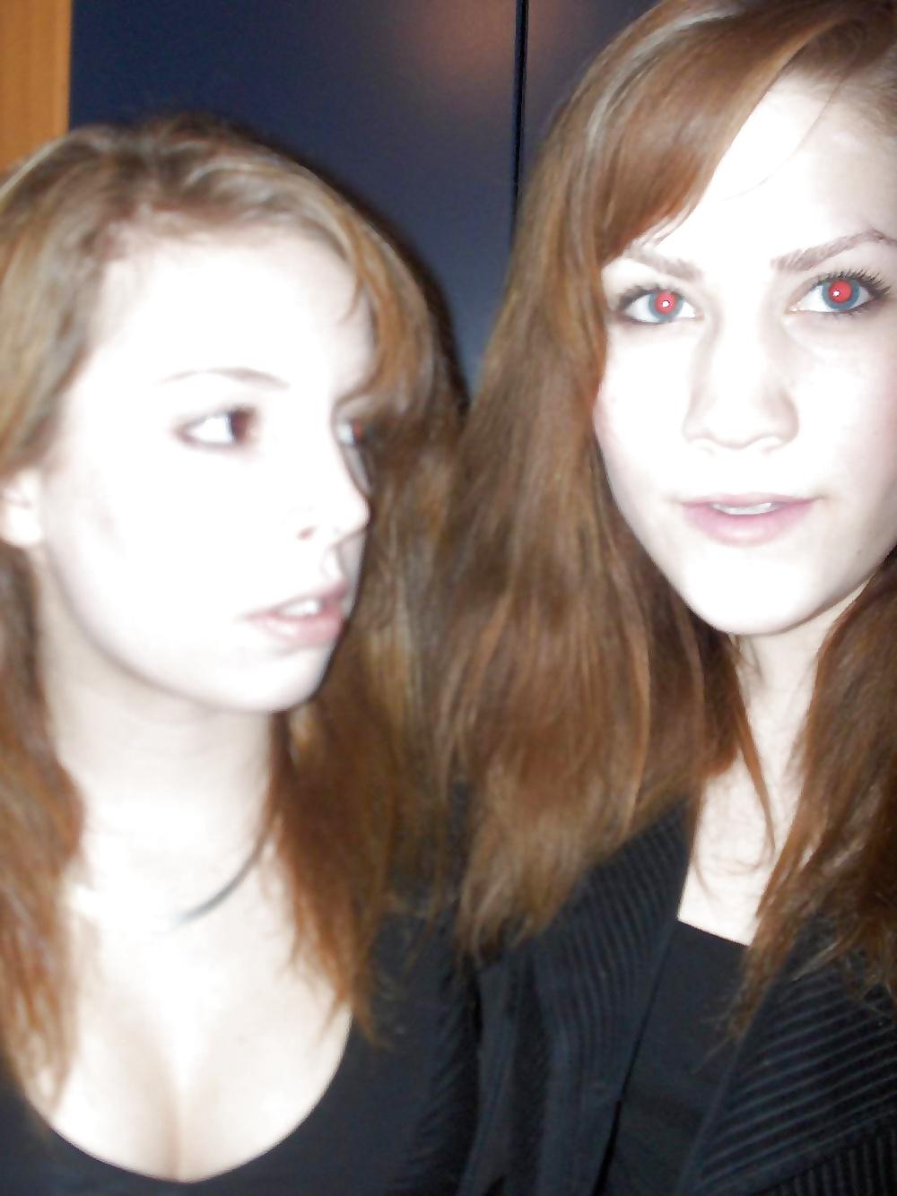 23P Young lesbians