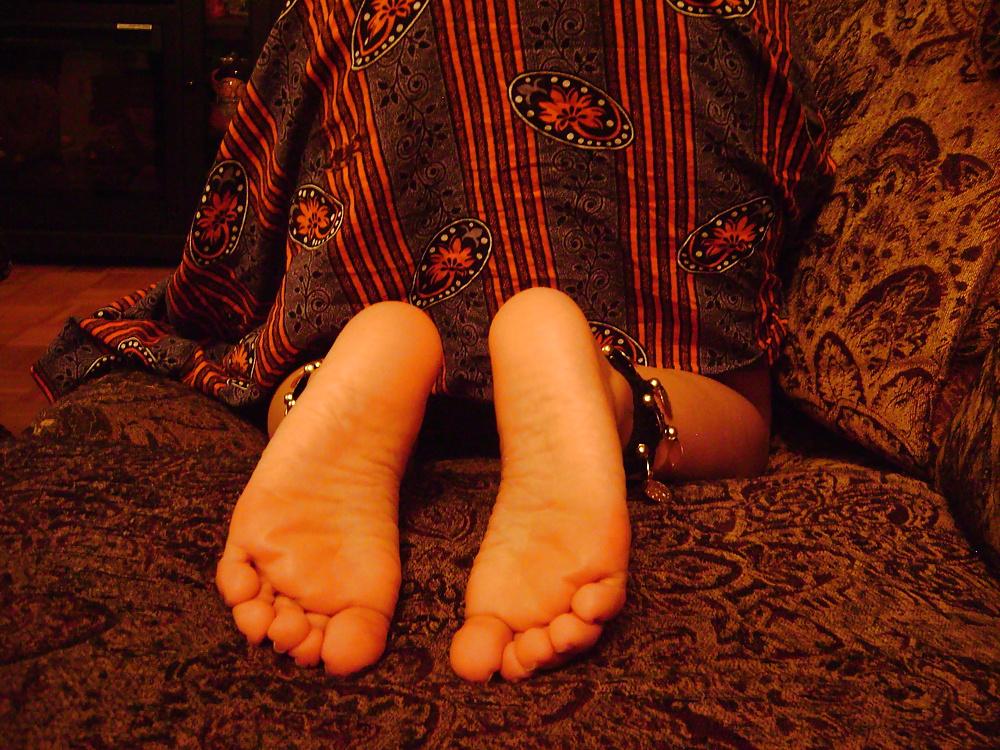 25P Are U a Fan of Ass and Pussy Foot Music???