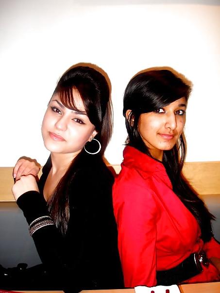 25P Paki Indian Desi Sikh Bengali Arab Mix Wankbank