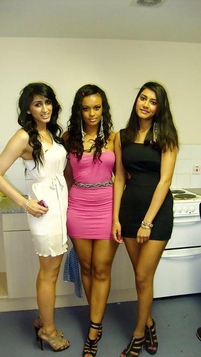 25P Paki Indian Desi Sikh Bengali Arab Mix Wankbank