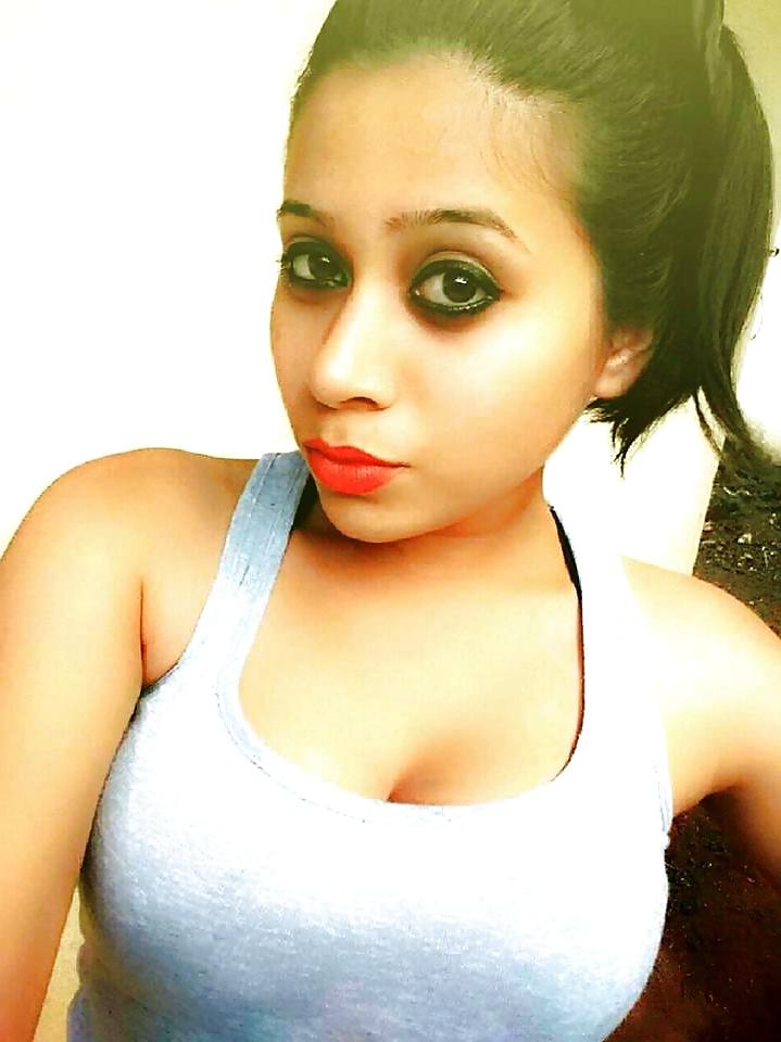 25P SEXY DESI TEENS