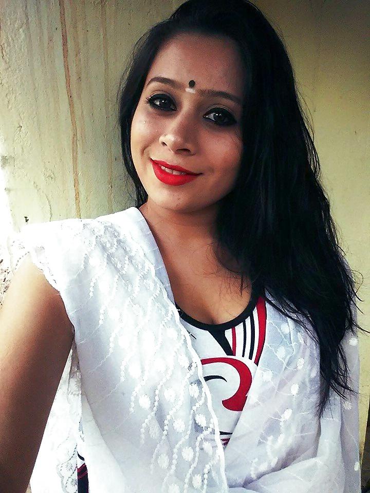 25P SEXY DESI TEENS