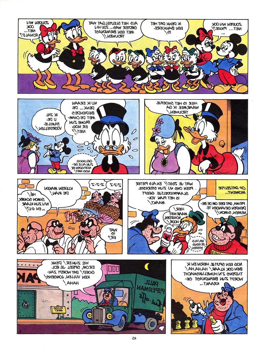25P Vintage comic - Strip-Tease 2
