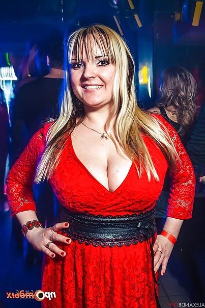 12P Busty Russian Woman 2121