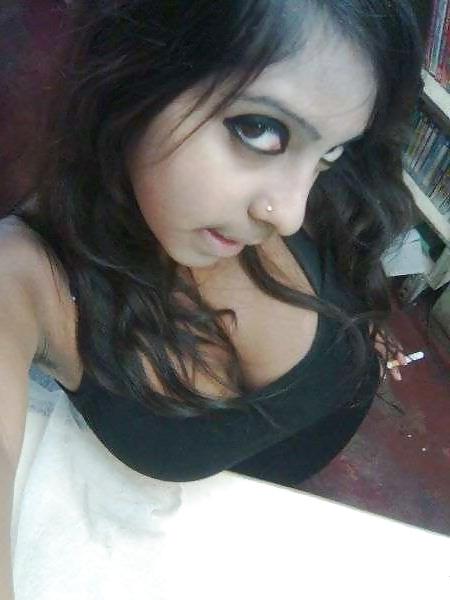 22P Desi Showing Assets 38