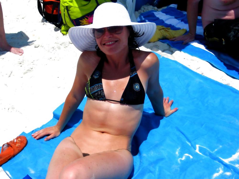 5P Bottomless Beach