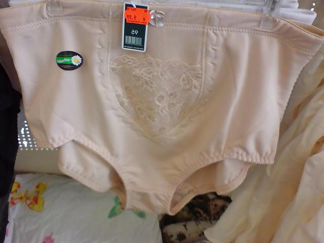 25P Fetisch Mieder