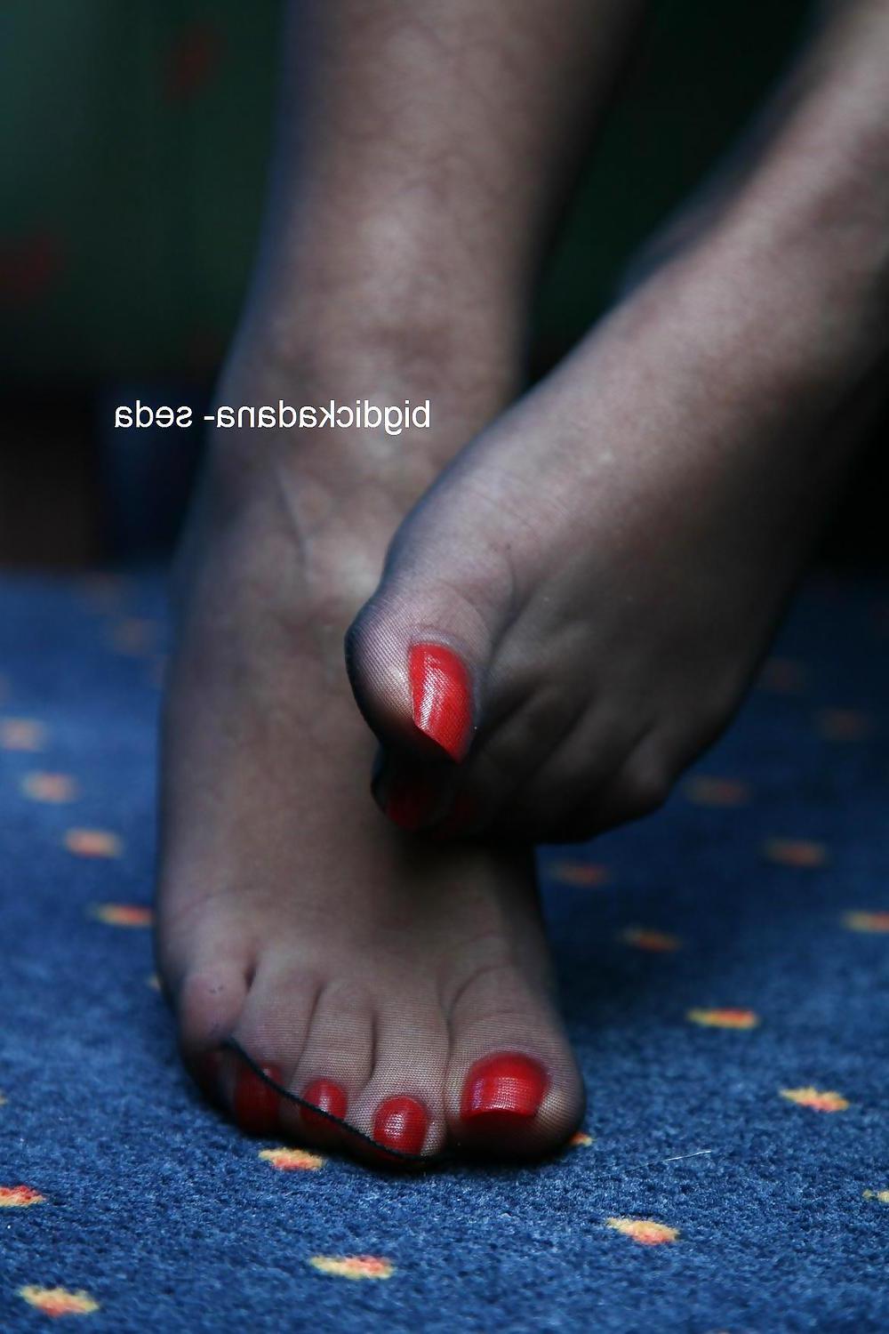 12P Foot Fetish - Turkish Seda in Black Nylons - Turk Amator