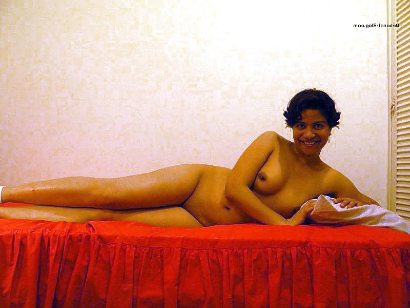 12P Indian aunty nude