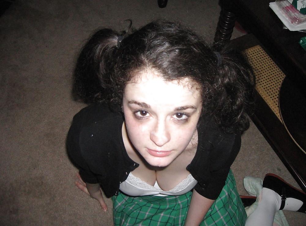 25P Busty Brunette Nympho Wife