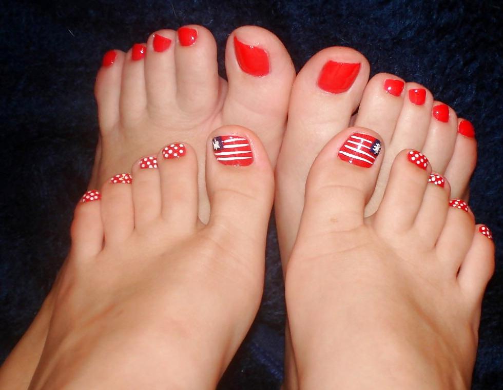 25P Foot fetish