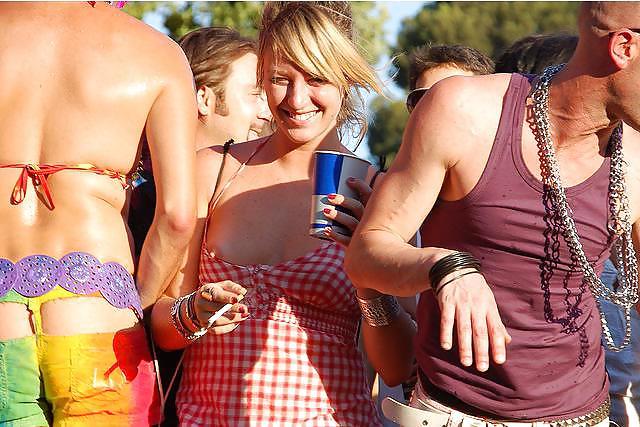 15P Downblouse 001
